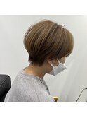 30代　丸みショート