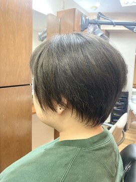 ウカ(UKA) 生えグセがあっても叶うショート!