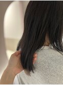 落ちついたモスグリーン