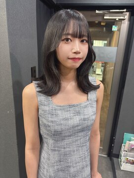 ボアップ(boappu) #グレーカラー#ダークグレー#暗髪#くびれヘア