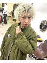 キュエ(qiie) qiie イルミナカラー/デジタルパーマ/ボブパーマ/縮毛矯正/天神