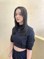 スニュウ(snuw)&nbsp;【snuw mina】レイヤーカット/顔まわりカット/透明感カラー