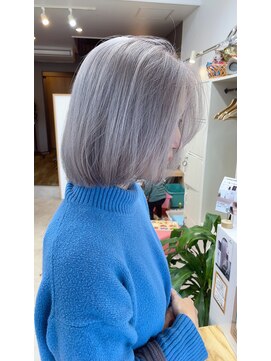オリビアヘアー(OLIVIA HAIR) 冬カラー大人キレイ、ホワイトシルバー