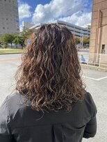 アンジュベイナハ (Ange Bay NAHA)&nbsp;ハイライト×スパイラルパーマ