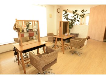 ＆　Ｃｏｌｏｒ　Ｐｌｕｓ　ｅｙｅｌａｓｈ【アンドカラープラスアイラッシュ】