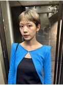 compact short×blond