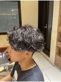 波巻きスパイラルパーマツーブロックショートマッシ