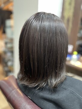 ルアン(Luan) 外はね×スモーキートパーズ