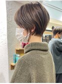 30代40代50代大人ショート髪型丸顔前髪あり似合わせ　安
