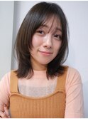 ミディアムヘア レイヤーカット 顔まわりレイヤー 艶カラー