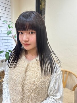 シフト(SHEEFT) 髪質改善ストレートロングナチュラルモードカットブラック