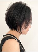 ハイライト白髪ぼかしダブルカラーインナーカラーショートボブ
