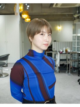 トイロ(TOIRO) ハイトーンショート