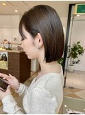 大人20代30代白髪ぼかしダークグレージュ切りっぱなしボブ