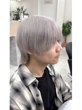 エイト ホワイト 札幌駅前店(EIGHT white) メンズホワイトシルバー