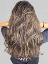 ディーバ 銀座(D.I.E.V.A)&nbsp;20代30代40代欧米風グラデーションベージュ艶髪レイヤーカット