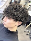 仙台波巻きパーマメンズマッシュセンターパートゆるめ強め30代◆