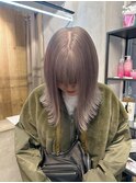 馴染むハイトーンシルバーセピアグレージュ