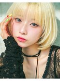 ホワイトブロンドレイヤーボブ［足利］