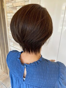 ジュリアンマーラ(Julien Mara) 美シルエットショートボブ/暗髪/若返り/丸み/時短ヘア/ママ世代