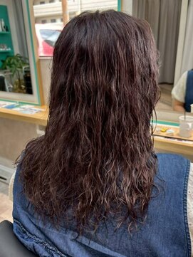 ソウゾウ ブリッジ(SoZo Bridge) ふわっとやわらか、女性らしさが香るパーマを。【Miyabi】