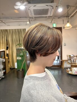 ポタム 東中野(potamu) ハンサムショートにハイライト