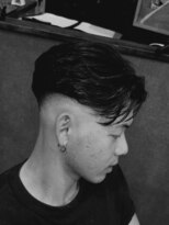 ラフテル ロマン(RAFTEL Roman)&nbsp;High fade center part