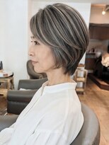 ヘアスタジオルース(HAIR STUDIO LUZ) 【菱形ショート】40代50代60代大人ショート白髪ぼかしハイライト