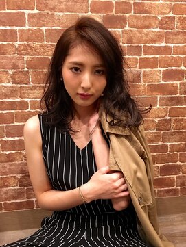 リラ バイ クオーレ(LIRA by CUORE) ゆるふわ無造作カール