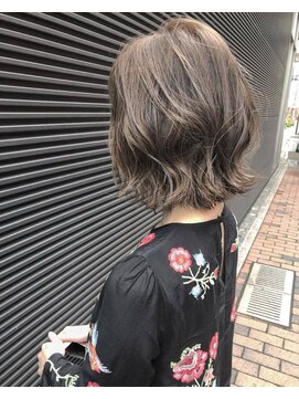 ヴィークス ヘア(vicus hair) 夏髪「ディープブルージュ×ハイライト」by 田渕 英和