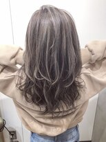 ディーナ(D'na) 『D'na』アッシュグレージュハイライト 清水