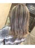 アッシュベージュ