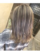 キー(kｅｙ)&nbsp;アッシュベージュ