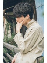 ナチュラルレイヤー×ばさっと動く束感ショート