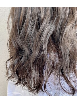 プリンス マツヤマ(Hair Salon Prince Matsuyama) グレージュ