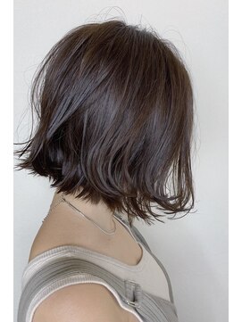 モルニ(MORNI) マロンベージュ_マロンベージュ Aラインボブ かきあげ