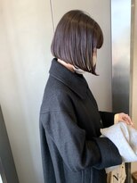 アンバースデー(UNBIRTHDAY)&nbsp;前下がりショートボブ/透明感グレージュ●20代30代【HIYORI】