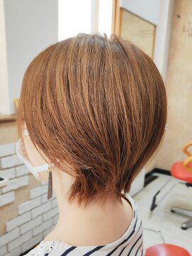 ホワイトノート(White-Note) 似合わせショート　×　オレンジブラウン