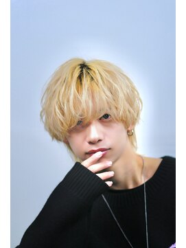 リップス 横浜(LIPPS) ブロンドマッシュウルフ