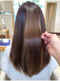 本格髪質改善　艶髪スタイル