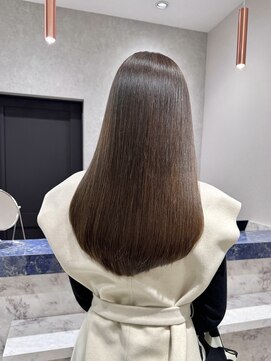 ビームズ ヘアー ブラン(Bee ms HAIR Blanc+) 艶髪ロングベージュカラーブリーチしない透明感カラー