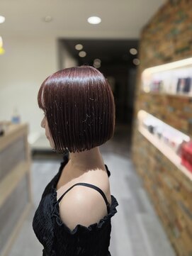 リコ エスト 上野店(lico est) ぴたっとボブ/ミニボブ/ピンクアッシュ/艶カラー