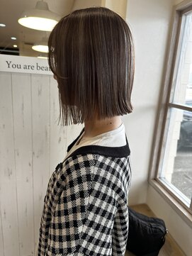 エブリ(every) ハイライト×切りっぱなしBOB