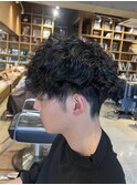 ツイストスパイラルパーマ束感ショートマッシュ縦落ちツイスパ