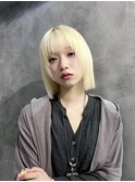 顔まわりレイヤーボブ