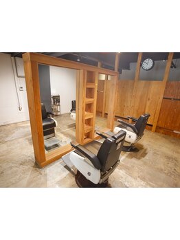 [難波メンズサロン/個室風] 大人の隠れ家。上質プライベート空間で至福のヘア体験を