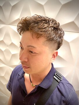銀座マツナガ 浅草店 短髪パーマ/フェード/フォワードアップバングスタイル