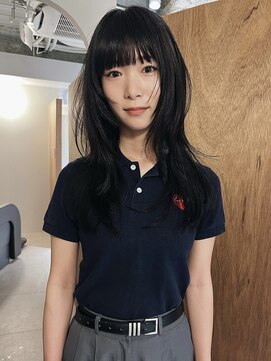 ユー(yew) ウルフレイヤーロングウルフ/顔周りレイヤー/前髪カット