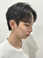 ヒュイル バイ ニアウ(Hwyl by Niau)&nbsp;メンズマッシュセンターパートスパイラルパーマニュアンスパーマ