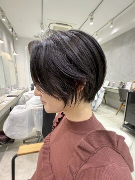 ビブ(VIV) 大人美人丸みショートボブ白髪ぼかしハイライト川崎20代30代40代